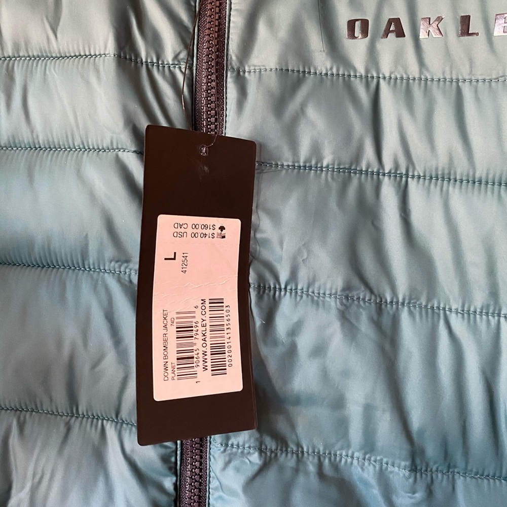 Oakley Green Quilted Puffer Jacket - NWT - Picture 3 of 5